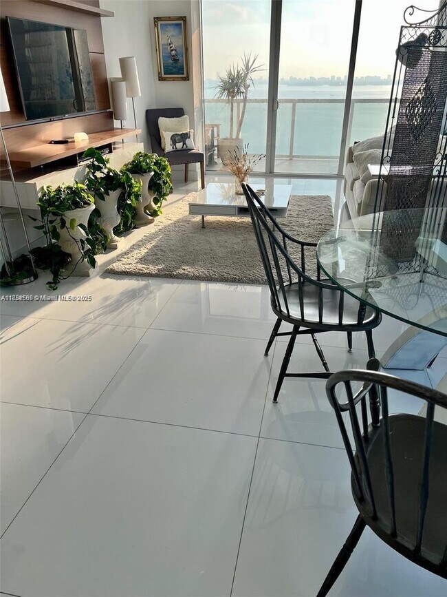 Photo - 600 NE 27th St Unit 2605