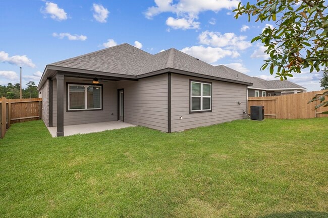 21520 Bluebonnet Bay Dr