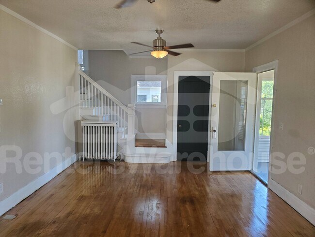 Photo - 608 Red Wing Ave