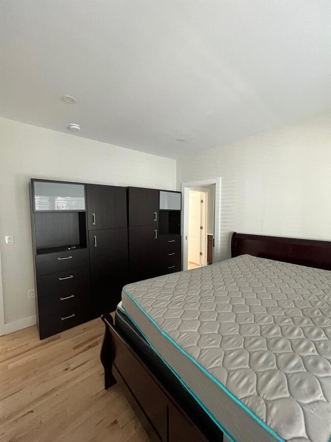 Photo - 19 Gorham St Unit 1