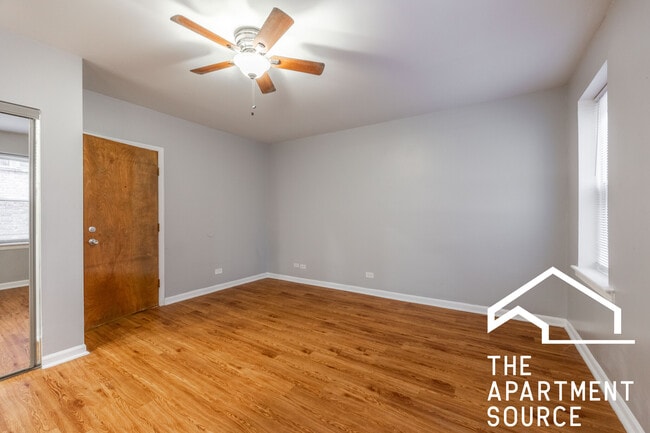 Photo - 4241 N Kenmore Ave Unit 104