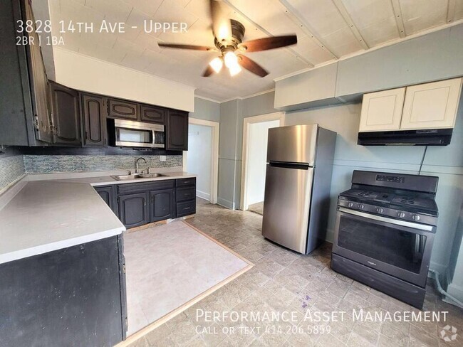 Building Photo - Renovated 2BR Upper Duplex w/ New Applianc... Unit Upper Rental