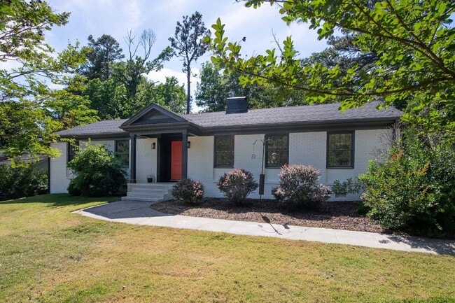 Photo - 4621 Woodridge Dr