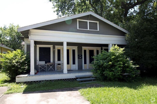 Building Photo - 303.5 Northwood St Rental