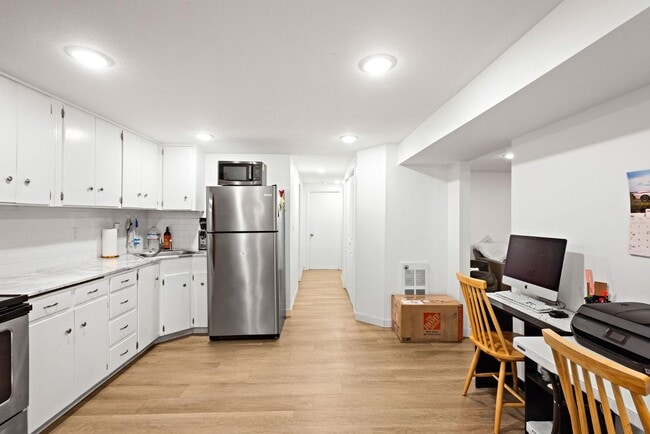 Photo - 204 Dove Ave