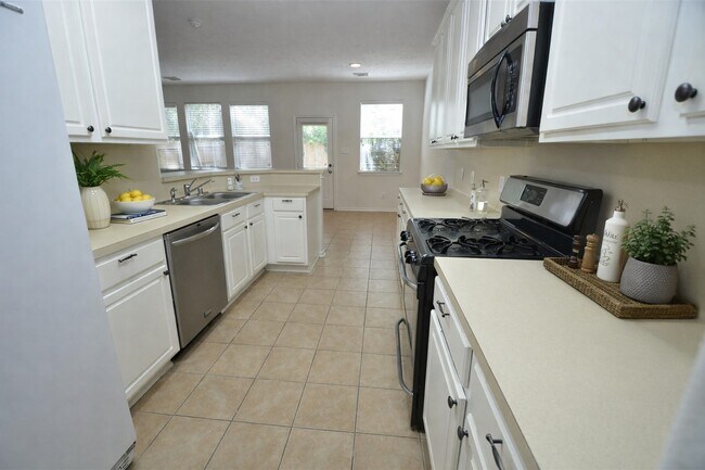 Photo - 226 W Stedhill Loop