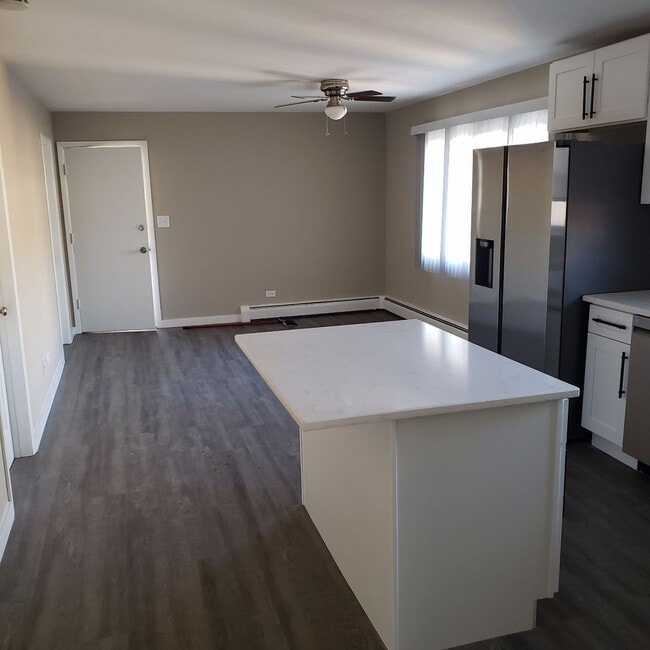 Photo - 8604 W Carmen Ave Unit Apt #2