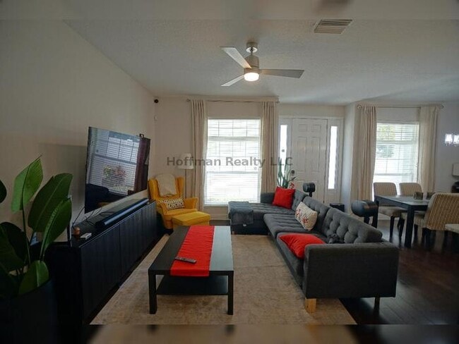 Photo - Luxury 2-Story Townhouse for Rent ? 3 Bed ...