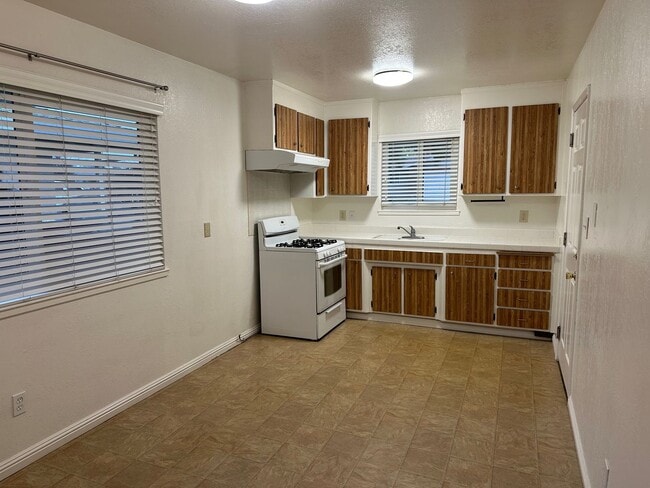 Photo - NICE DUPLEX IN ELVERTA!!