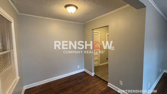 Photo - 1599 Hope St