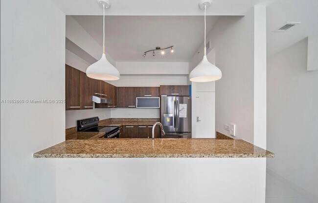 Photo - 2525 SW 3rd Ave Unit 609