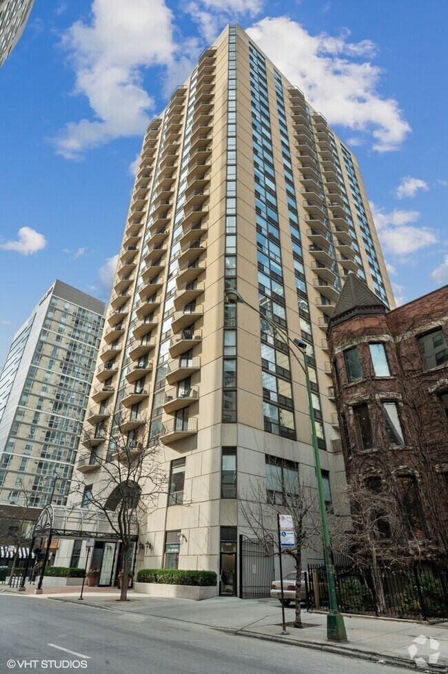 Building Photo - 70 W Huron St Unit 2202 Rental