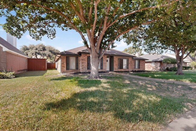 Photo - 817 Sycamore Creek Rd