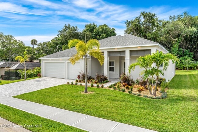 35 Loch Ness Dr