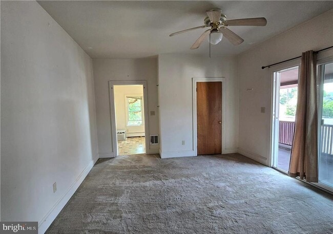 Photo - 632 Linden St