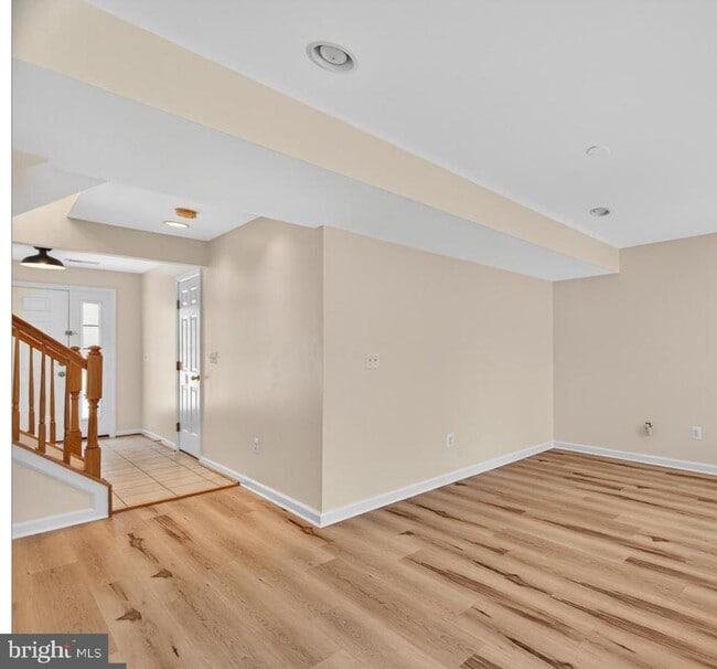 Photo - 1337 Steed St
