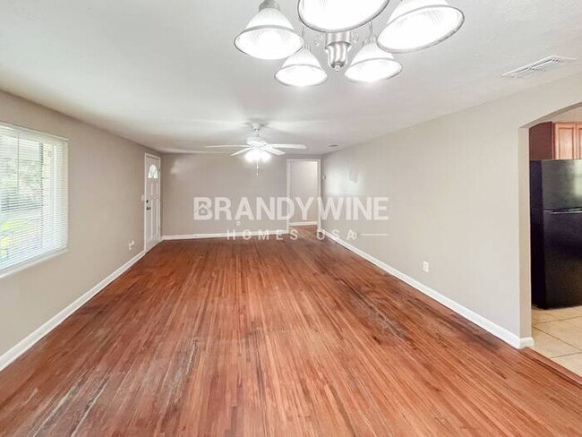 Photo - 1001 Fields Rd