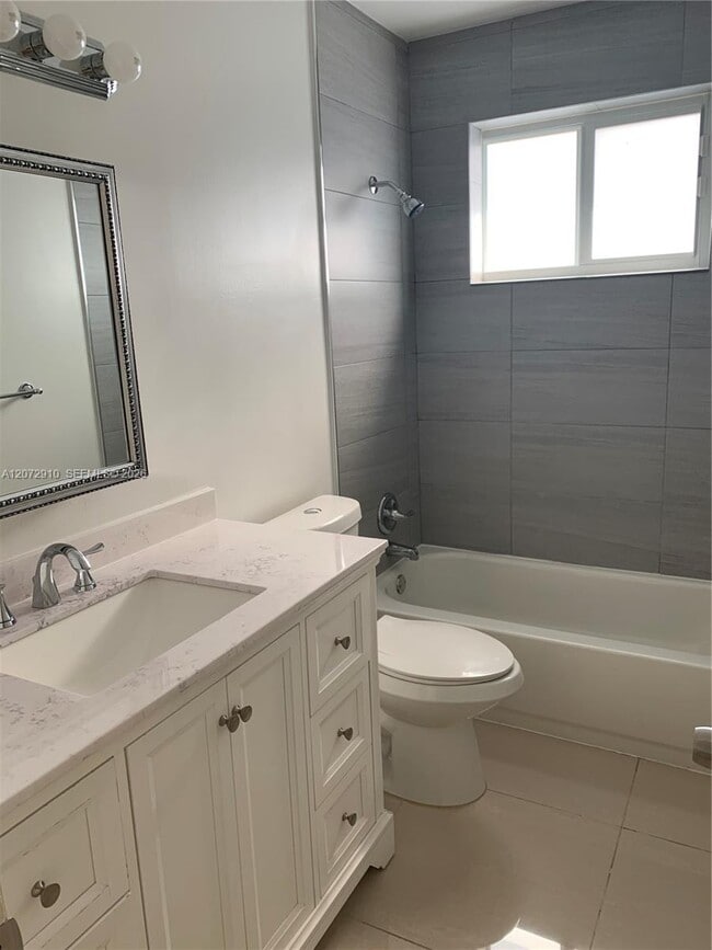Photo - 1200 SW 31st Ave