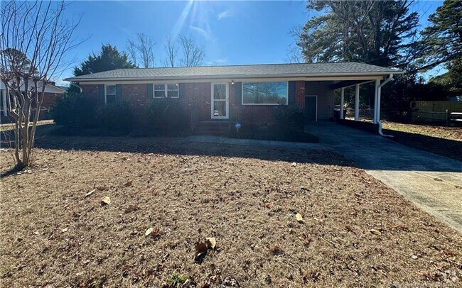 Building Photo - 636 Pleasant Loop Rental