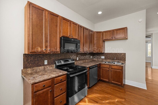 Photo - 3259 Minnesota Ave Unit 1f