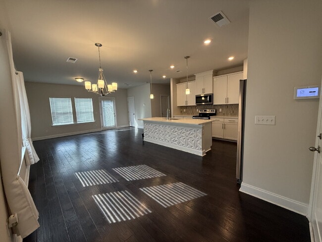 1901 Cascade Ct