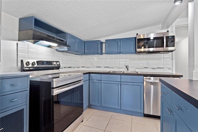 Photo - 3411 NE 52nd Ave