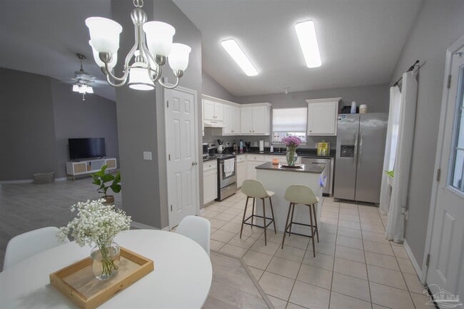 Photo - 1232 Greystone Ln