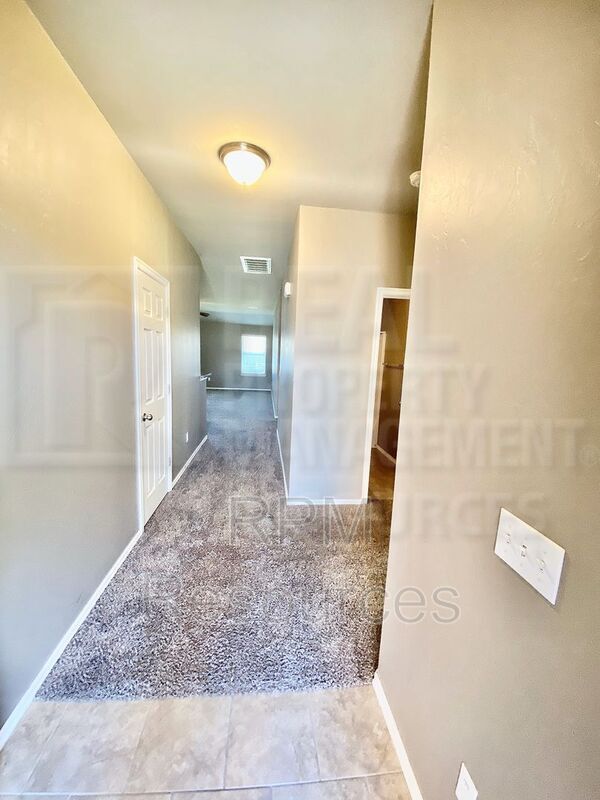 Photo - 2932 Cider Mill Ln