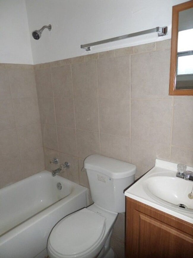 Photo - 1415 N Madison Ave Unit B