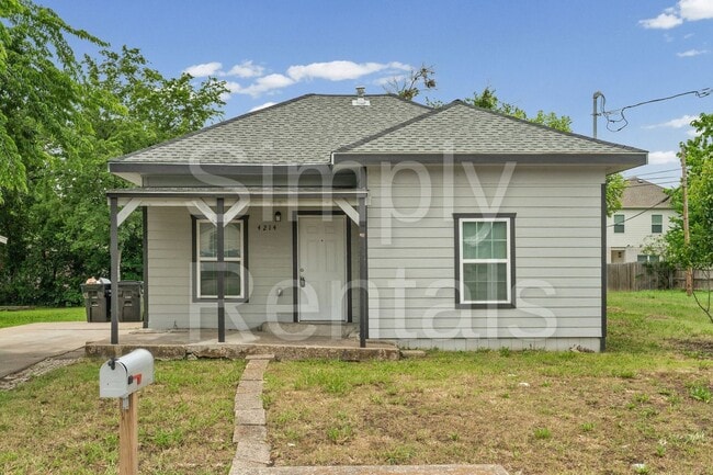 Photo - 4214 Johnson St