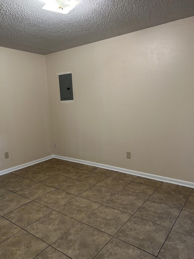 Photo - 1404 Wyoming Ave