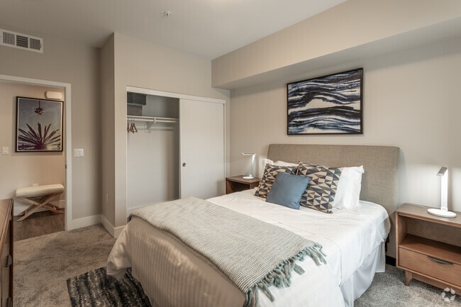 Balboa 2BR, 2BA - 1060 SF