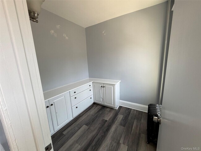 46 Benkard Ave Unit 2