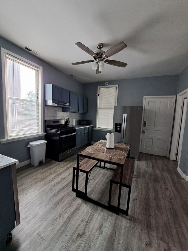 Photo - 3128 N Clybourn Ave Unit 2R