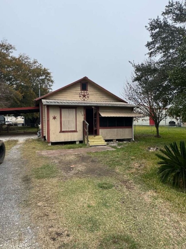 Building Photo - 510 W Bilbo Ave