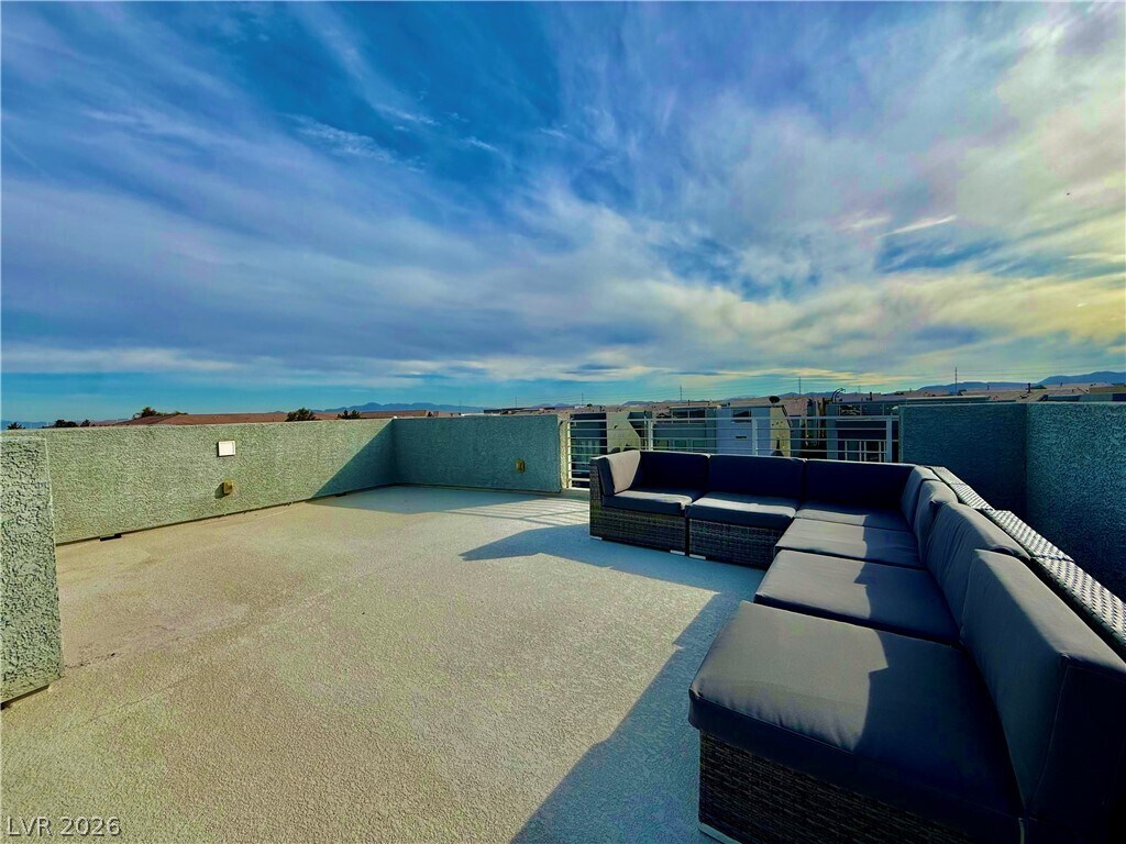 Photo - 8044 Carpenter Creek Ave