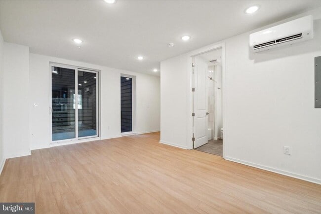 Photo - 225 N 12th St Unit 104