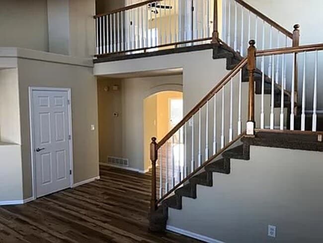 Photo - Amazing Home in Desirable District 20 – No...