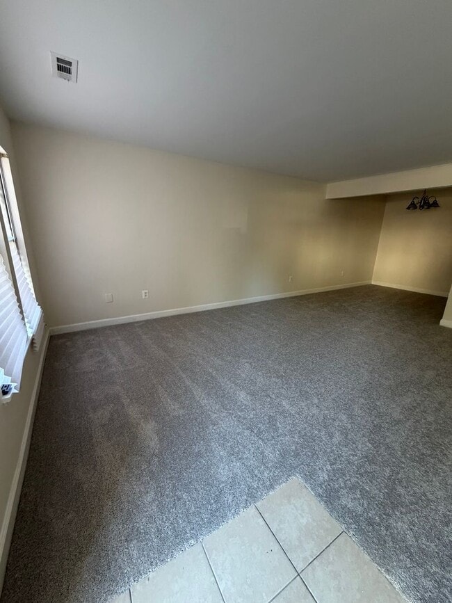 4118 Peppertree Ln