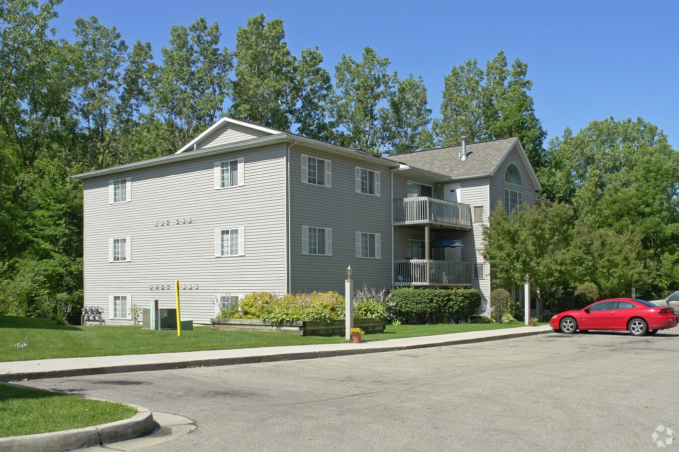 Stone Creek Apartments - Stone Creek Apartments