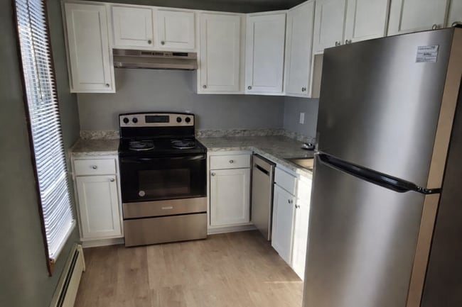 Photo - 401 S Van Buren St