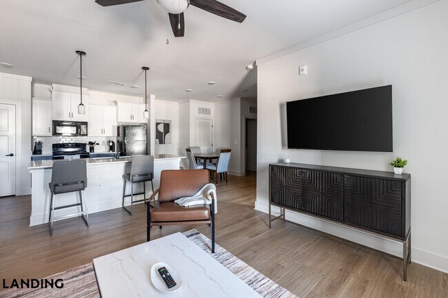 Photo - 185 Ashford Cir Unit 6-101