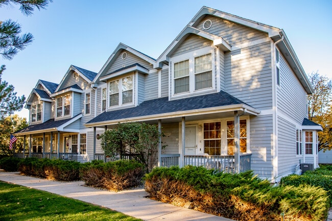 Photo - 1115 W Swallow Rd Townhome