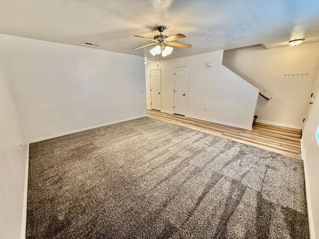 Photo - 1301 W Indian Hills Dr