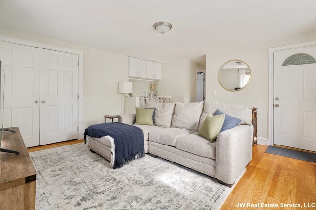 Photo - 229 Hurley St Unit 1