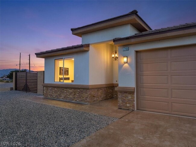 Photo - 1740 Jerome Ln