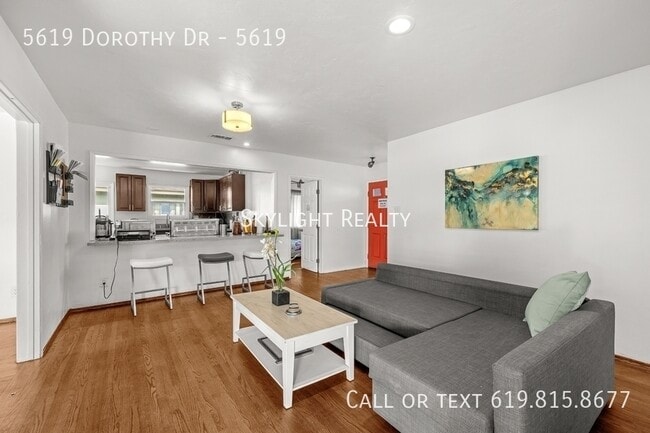 Photo - 5619 Dorothy Dr Unidad 5619