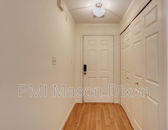 Photo - 5814 Wyndham Cir Unit 203