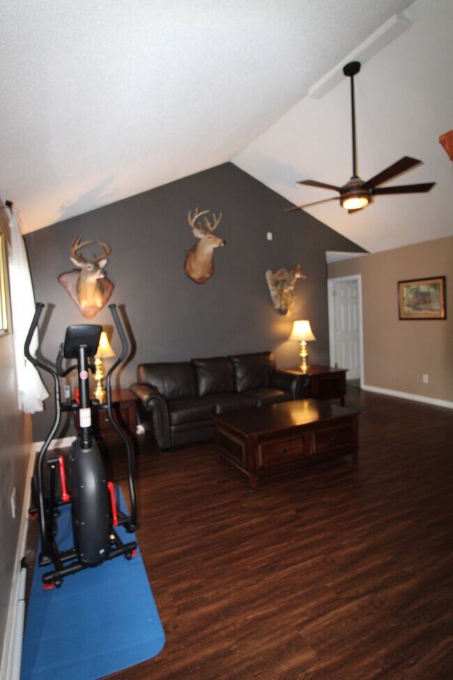 Photo - Brewington Estates - 3 bedroom / 2 bath - ...