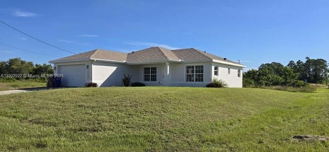 Photo - 1509 Sara Ave S